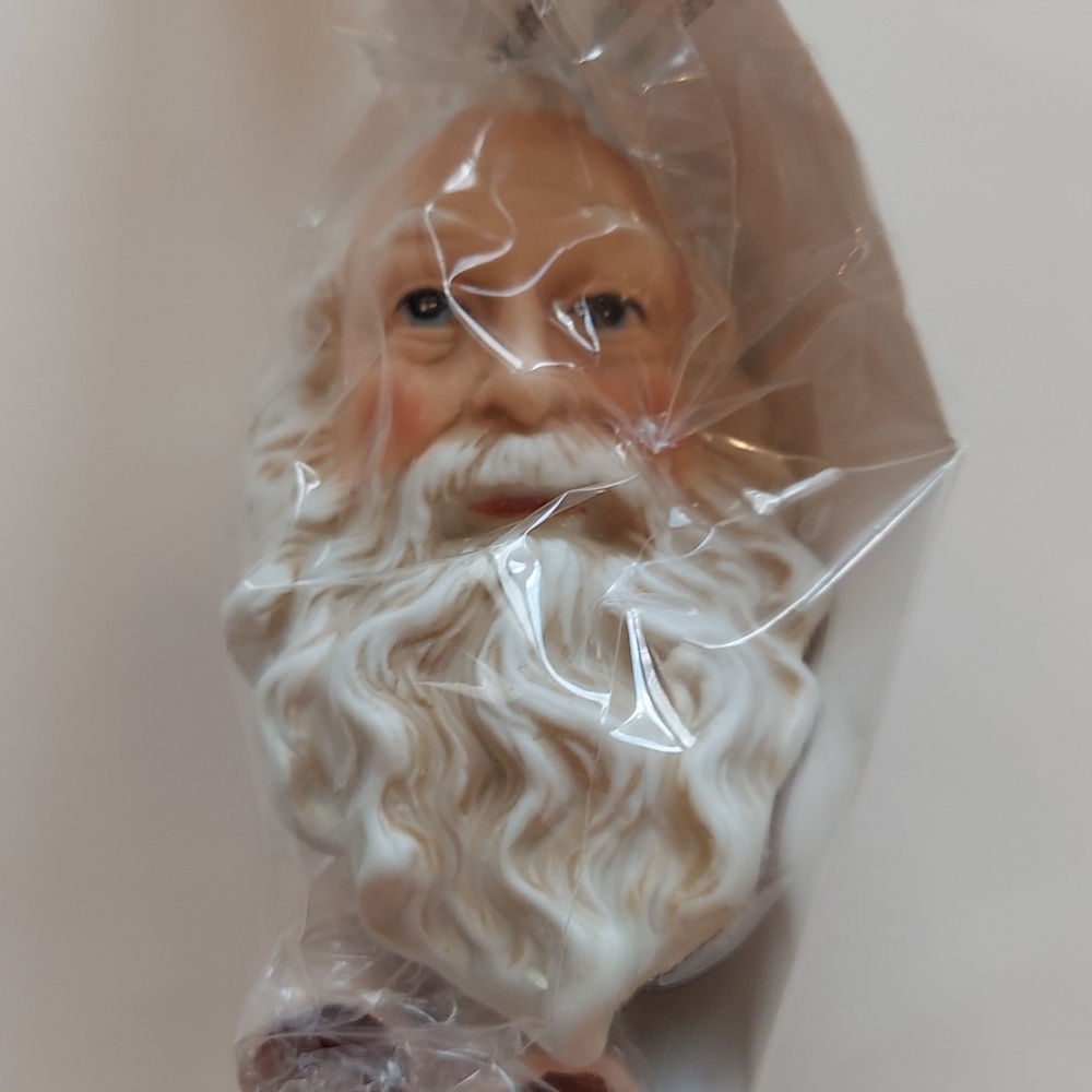 Mangelsen's Vintage Porcelain SANTA Head & Hands Set (3 1/2") Original P…